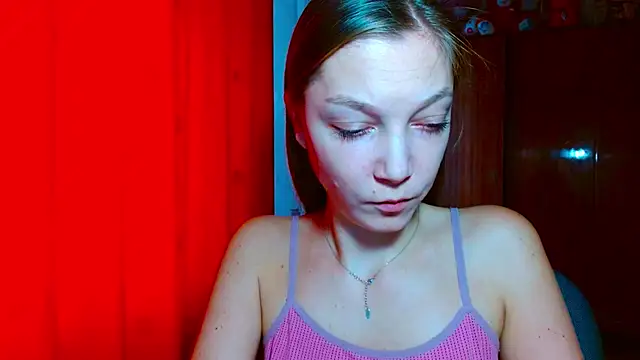 EmillyPlay online show from December 16, 8:09 am