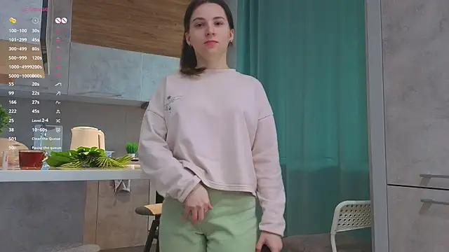 DonnaBurkee online show from April 4, 4:22 am