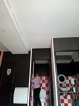 lady charlyne online show from April 2, 12:46 pm