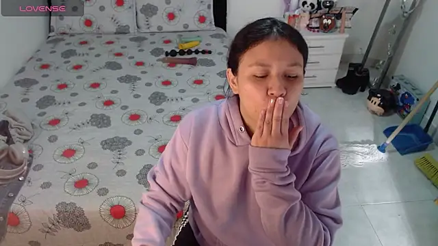 soniafuckboobs online show from April 1, 12:39 pm