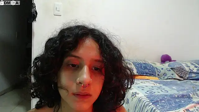 AlinaWoolf  online show from February 20, 6:26 am