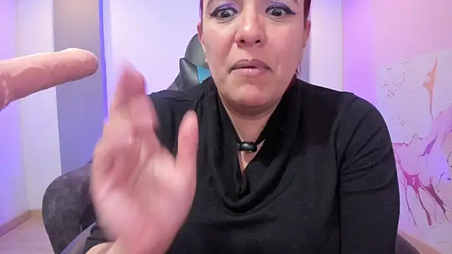 Sammy owens  online show from June 4, 2:43 pm
