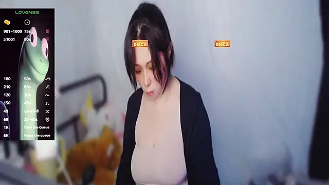 mememe 1006  online show from April 6, 9:16 pm