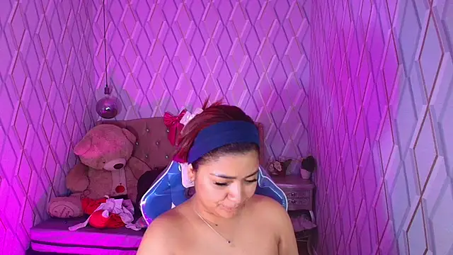 NicolleTaylor online show from January 7, 4:38 am