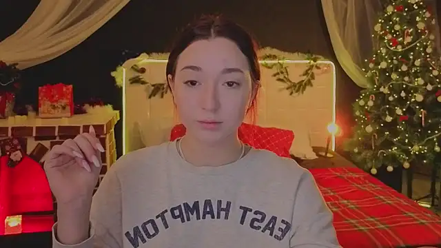 YasmineWest online show from December 2, 2:02 am