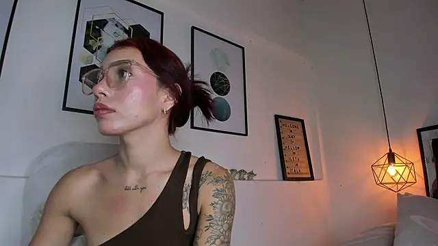 amysc online show from April 6, 12:06 pm