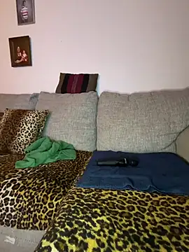 fatfabulous1981 online show from February 17, 12:32 am