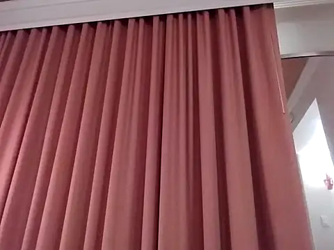 SexxxiLexiiii online show from February 13, 10:00 pm