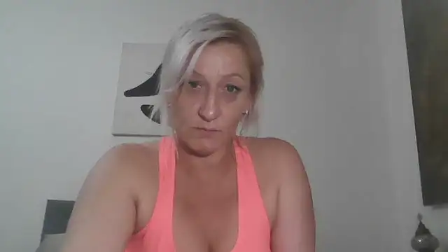 Sexyycattt online show from June 16, 4:19 pm