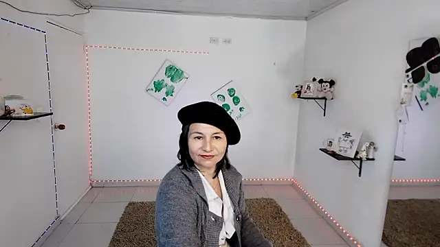 Latin Lola online show from February 23, 7:02 pm