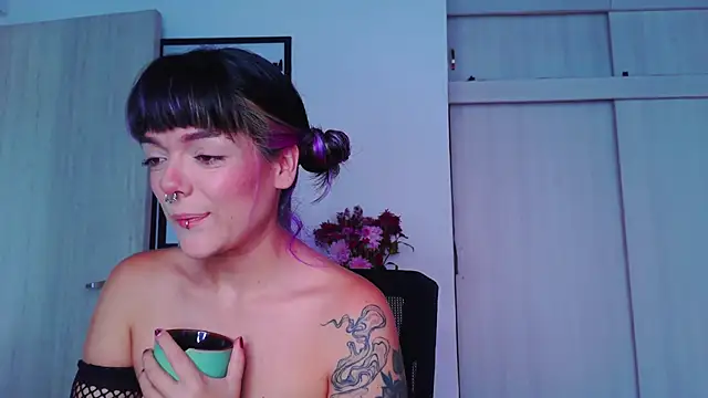 purple em69 online show from September 24, 3:55 pm