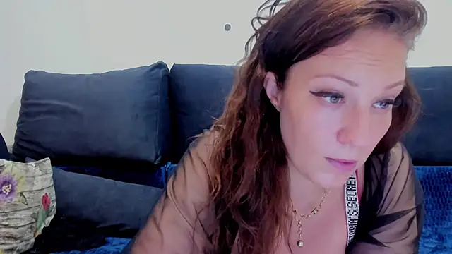 VanessaSquirtt online show from September 19, 2:10 am