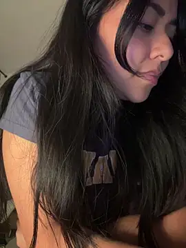 PetitLumiere online show from October 6, 3:23 am