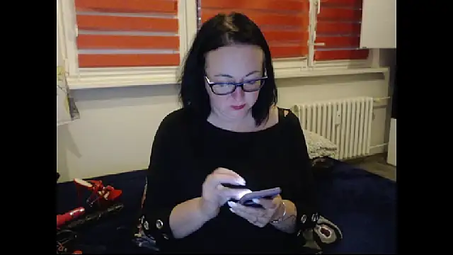 Alexie33 online show from October 6, 2:56 pm