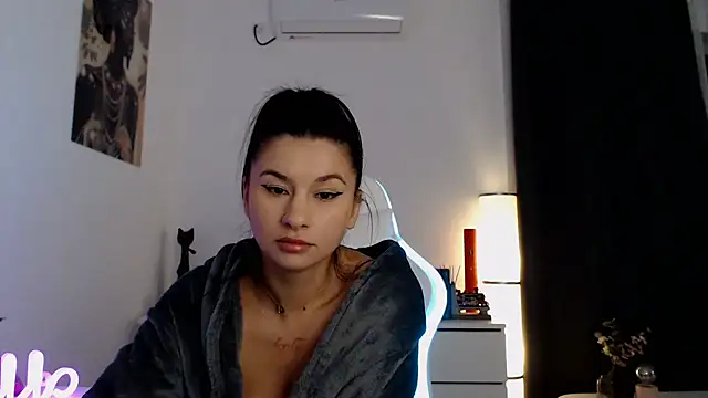 Wet Aarya  online show from September 28, 6:13 pm