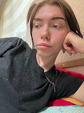 Lisaaa Alisa online show from April 22, 8:11 am