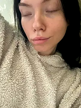 Lisaaa Alisa online show from October 18, 9:23 am