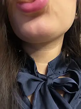 LittleDoll    online show from September 19, 11:37 pm