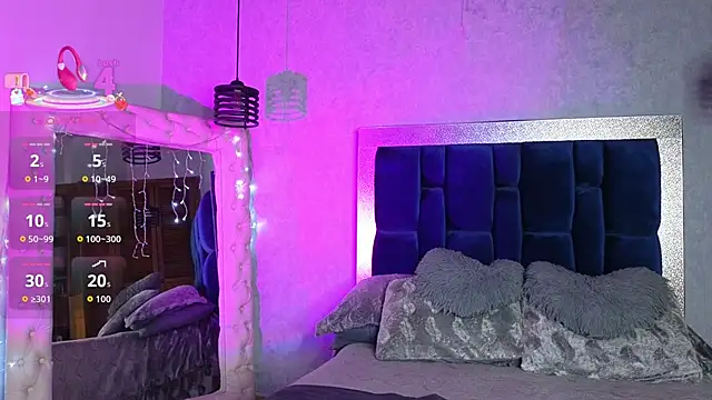 ashley brend online show from September 18, 9:24 pm