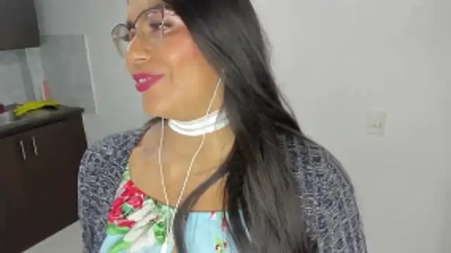 Luna Dumont online show from March 21, 11:04 am