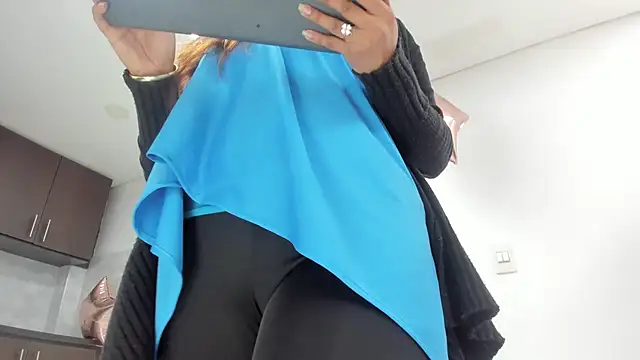 Luna Dumont online show from February 21, 11:33 am