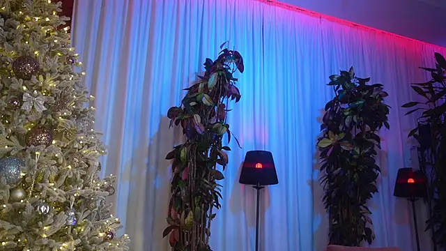 eva fashionista online show from January 6, 6:33 pm