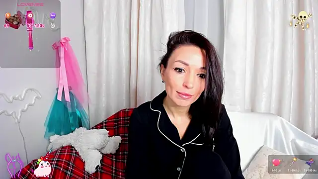 jessica tiny online show from November 15, 1:17 am