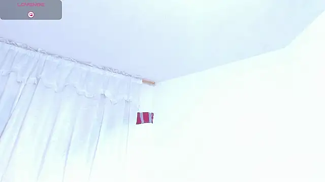 RoxannaBlanche online show from November 13, 12:26 pm