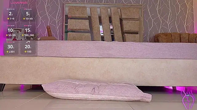 madison fox1 online show from October 10, 3:28 pm