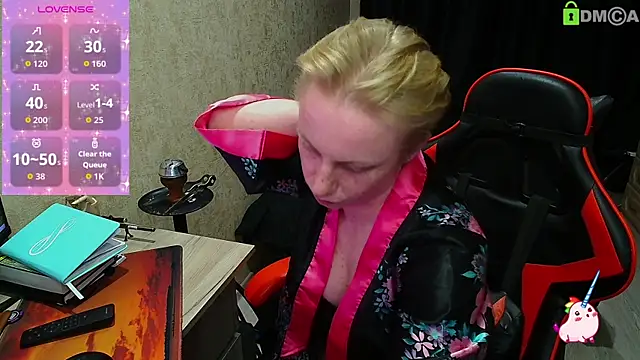 Alexis Gordon online show from September 13, 7:44 pm