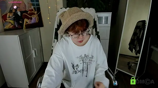 Melissa Wells online show from November 21, 3:58 pm