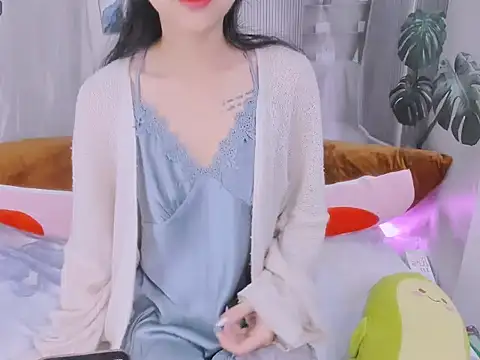 Ly   online show from April 16, 3:29 am