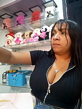 VivienAndClark online show from November 10, 9:32 pm