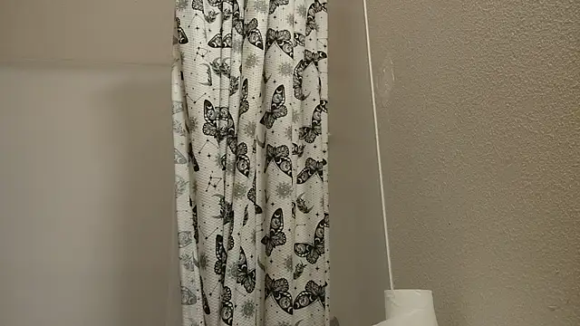 CallateBishBecki online show from October 26, 6:14 pm