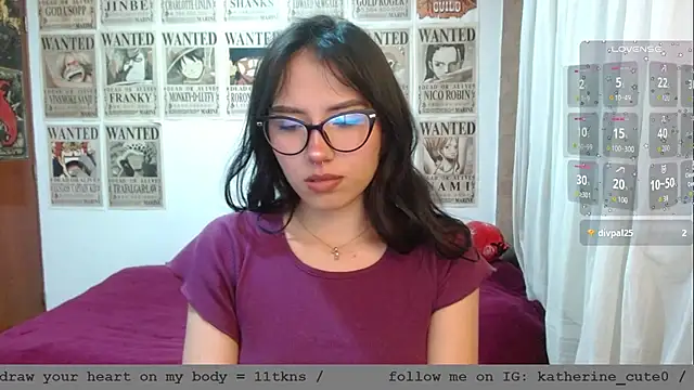 Snapshot of wild_kittys chatting on October 15, 12:13 am wild kittys online show from October 15, 12:13 am