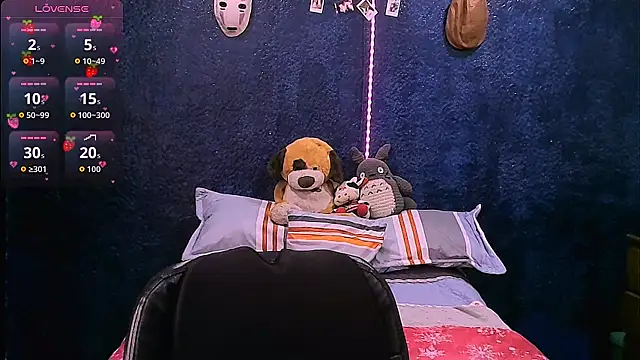 NinaYellow online show from February 4, 2:09 pm