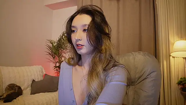 Sarasuo1 online show from October 10, 3:17 pm