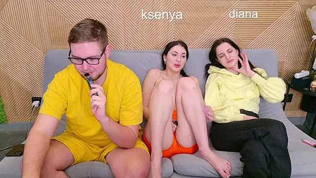 Ksenny online show from March 4, 3:57 am