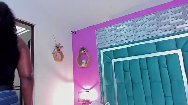 LORENSCOLLINS online show from February 13, 12:51 pm