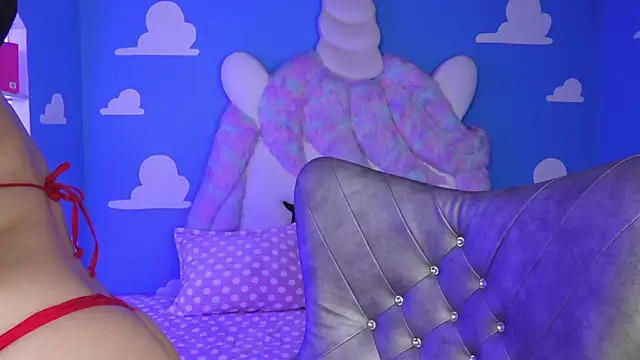 miss keisi online show from March 18, 6:24 pm