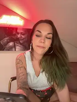 Lady Knaller online show from February 14, 9:06 pm