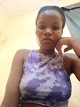 petite babe online show from February 3, 5:05 am