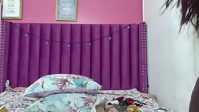 MiissBNasty online show from March 29, 12:26 pm