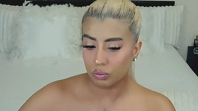 GiseleReine online show from November 26, 7:37 pm