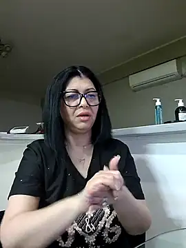 Milf Abigail online show from March 28, 2:11 am