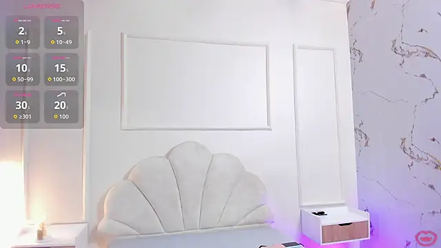 BrianaHazel online show from June 18, 11:53 pm