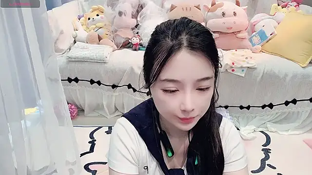 AKiKi711 online show from April 20, 4:59 am