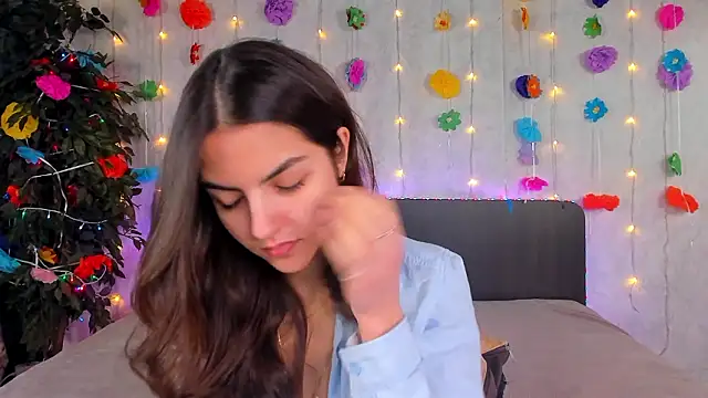 Milana Crystal  online show from March 11, 8:18 am