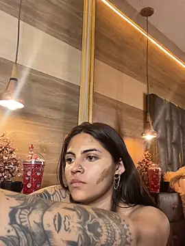 Cori Paige online show from December 4, 4:37 am