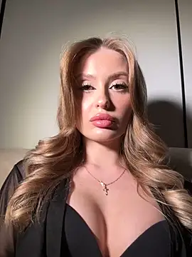 Sweet  Milly online show from February 9, 3:14 pm